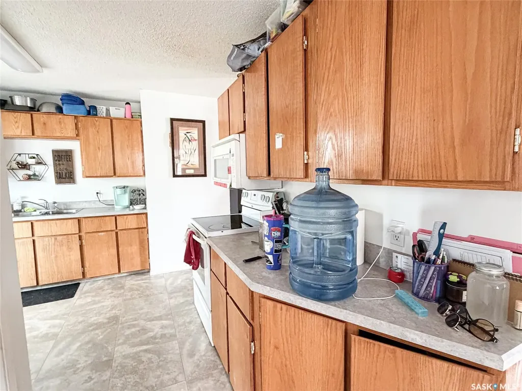 7 Dunfield Crescent Meadow Lake SK S9X 1E6