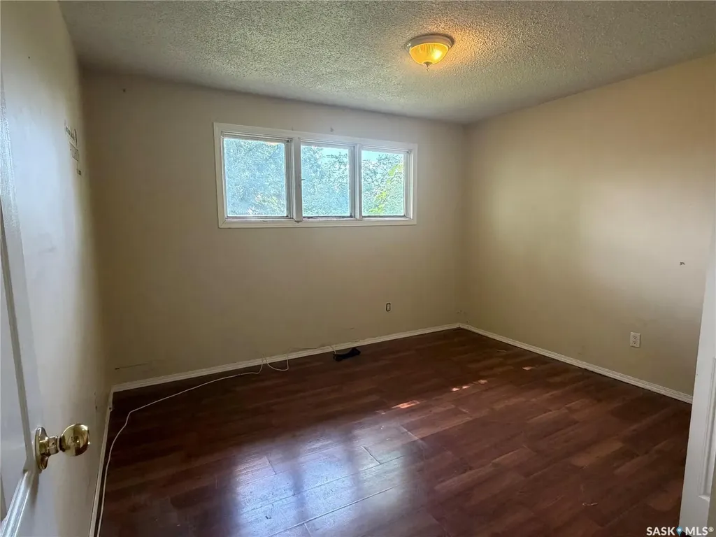 7 Dunfield Crescent Meadow Lake SK S9X 1E6