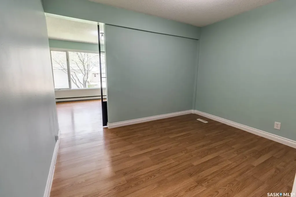 5342 5th Avenue Regina SK S4T 0M4