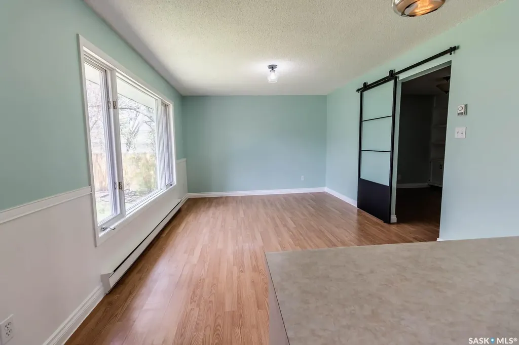 5342 5th Avenue Regina SK S4T 0M4