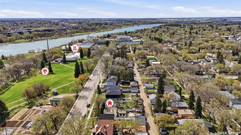 721 H Avenue S Saskatoon SK S7M 1X2