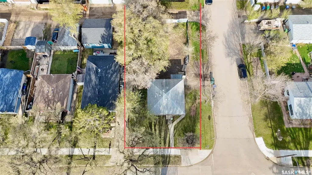 2102 Herman Avenue Saskatoon SK S7M 0N2