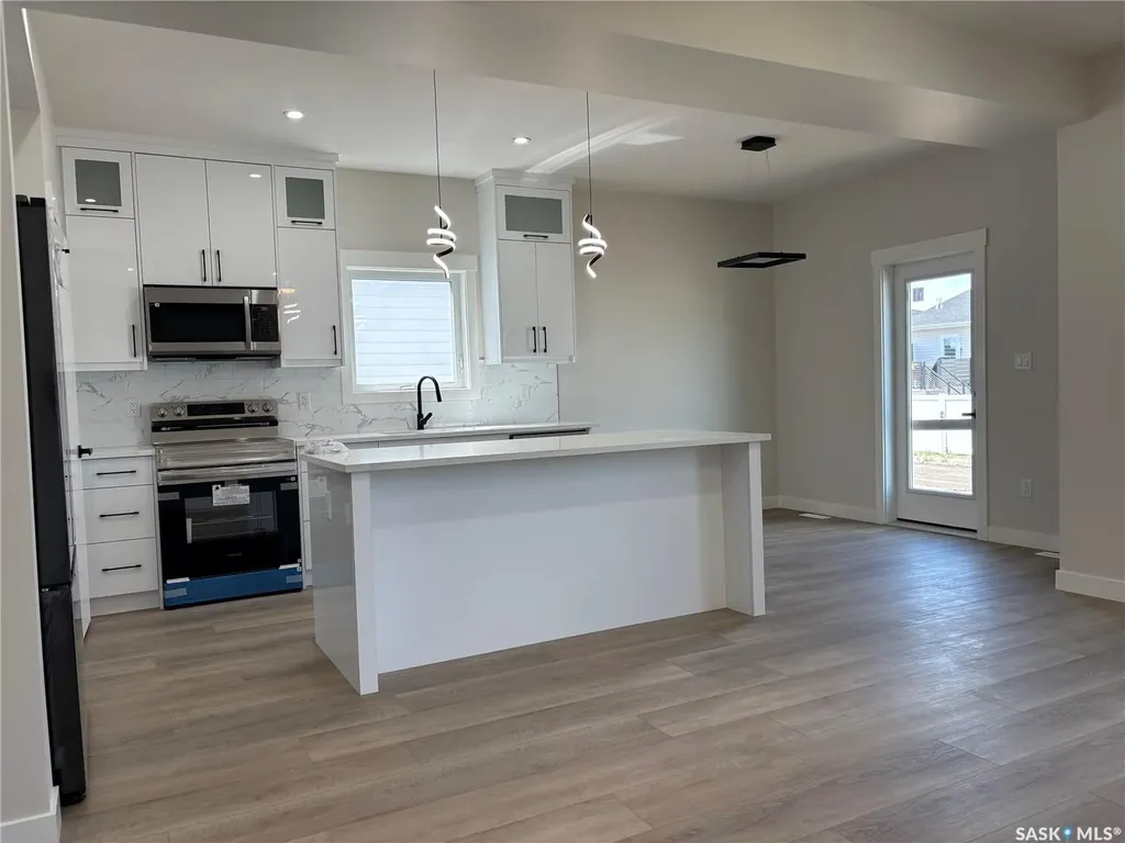 222 Veterans Drive Warman SK S0K 4S4