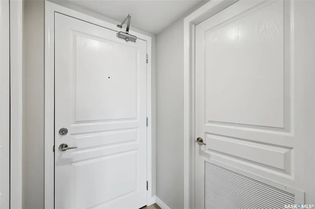 915 Kristjanson Road Saskatoon SK S7S 0B1