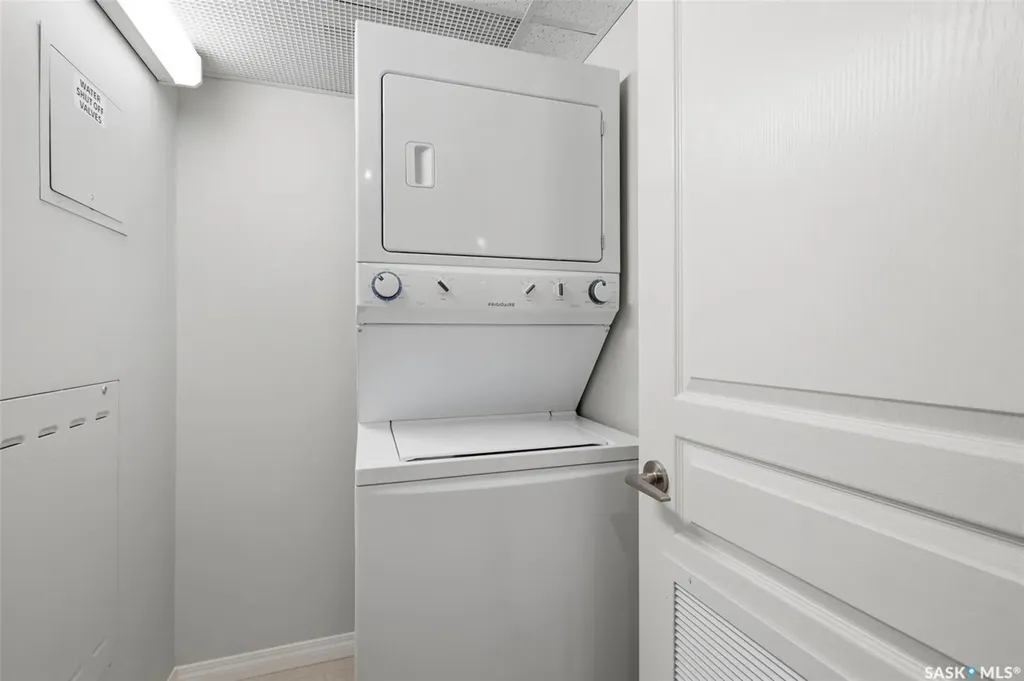 915 Kristjanson Road Saskatoon SK S7S 0B1