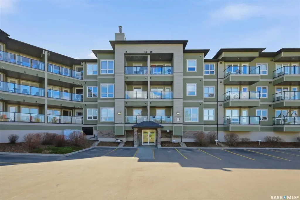 915 Kristjanson Road Saskatoon SK S7S 0B1