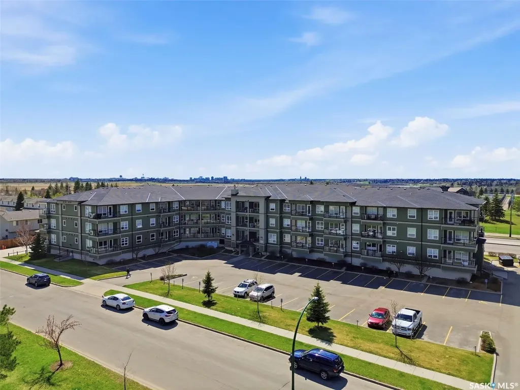 915 Kristjanson Road Saskatoon SK S7S 0B1
