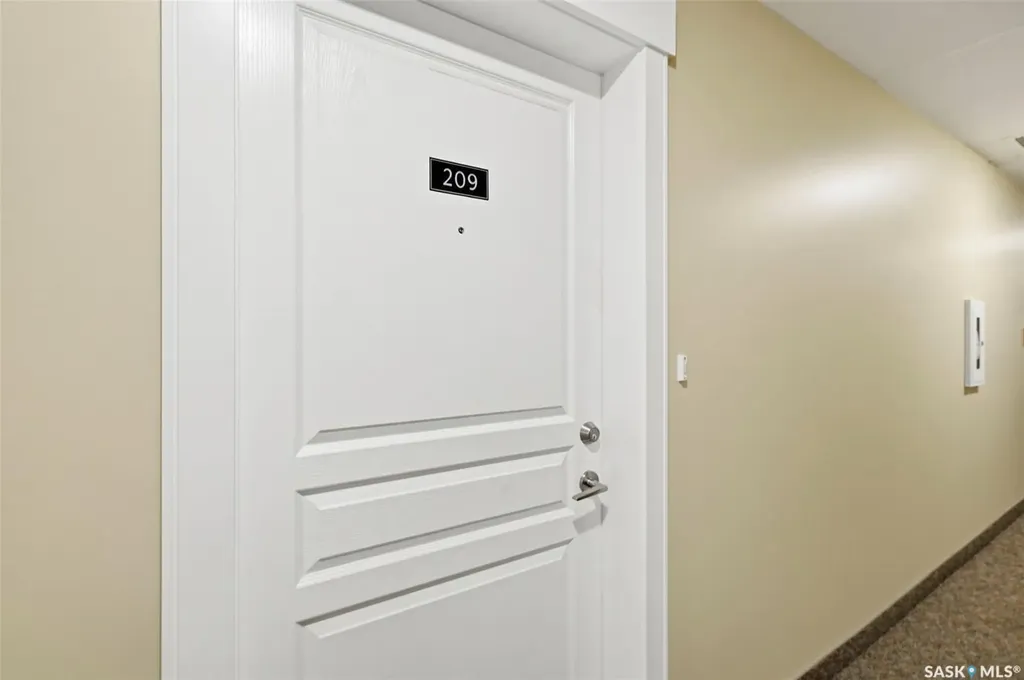 915 Kristjanson Road Saskatoon SK S7S 0B1