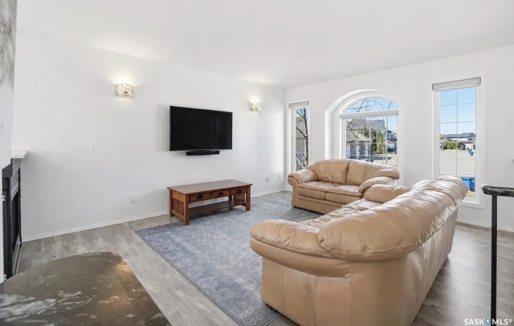 502 Le May Crescent Saskatoon SK S7S 1L1