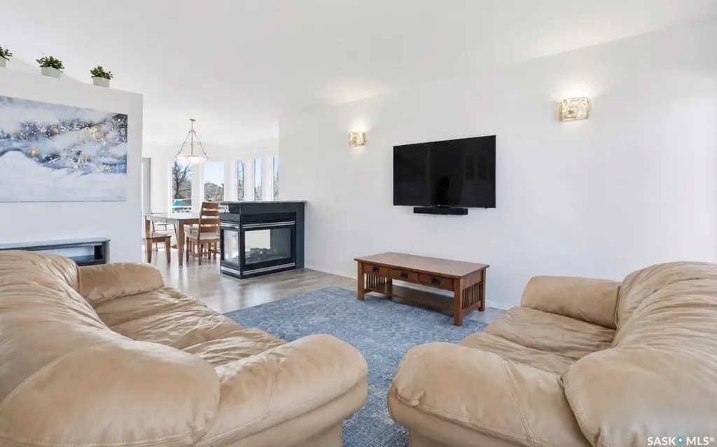 502 Le May Crescent Saskatoon SK S7S 1L1
