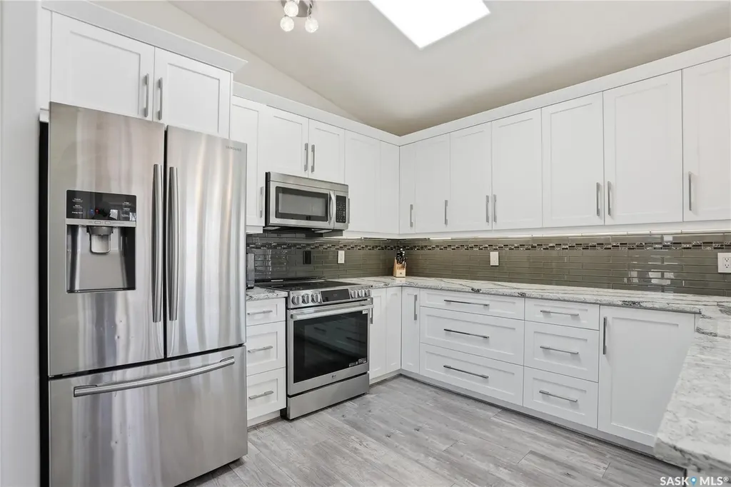 502 Le May Crescent Saskatoon SK S7S 1L1