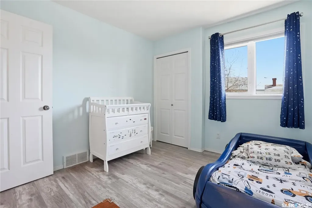 502 Le May Crescent Saskatoon SK S7S 1L1