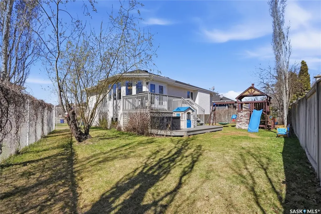 502 Le May Crescent Saskatoon SK S7S 1L1