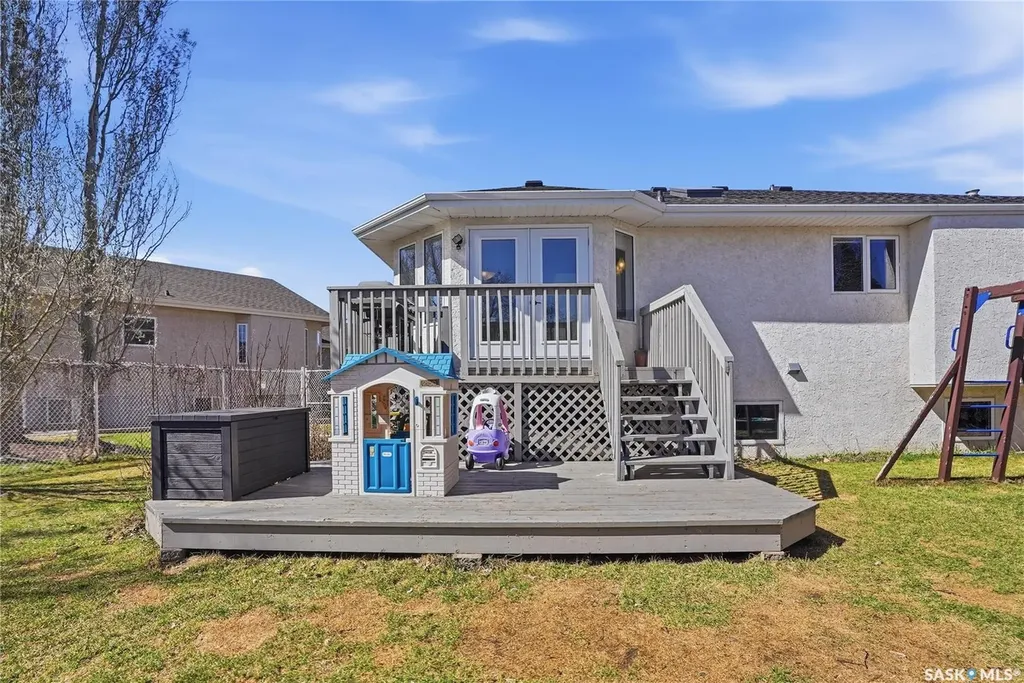 502 Le May Crescent Saskatoon SK S7S 1L1