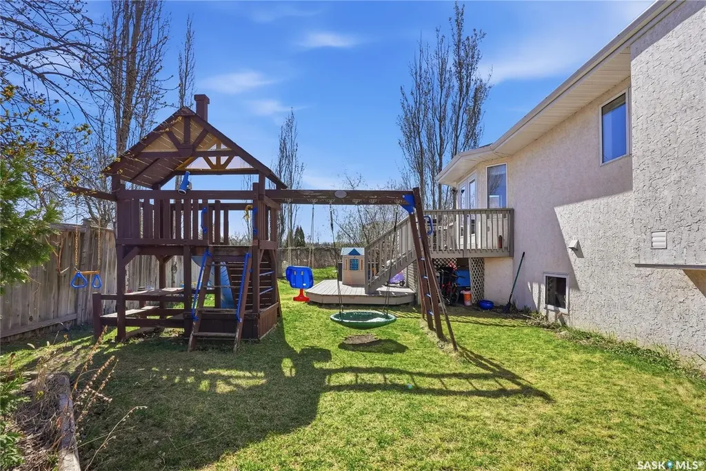 502 Le May Crescent Saskatoon SK S7S 1L1