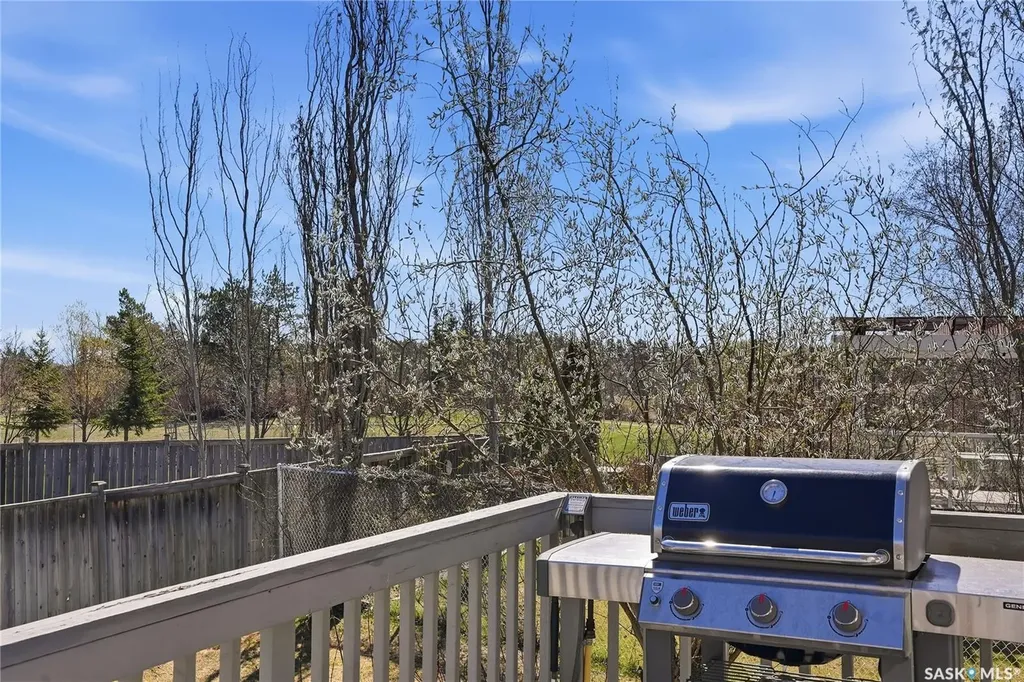 502 Le May Crescent Saskatoon SK S7S 1L1