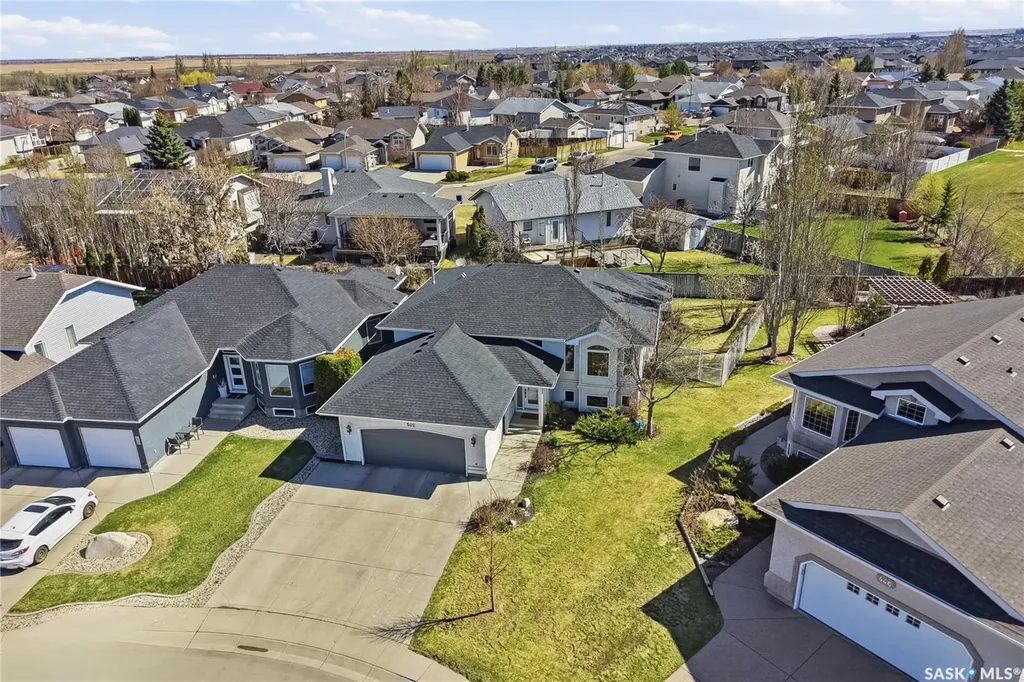 502 Le May Crescent Saskatoon SK S7S 1L1