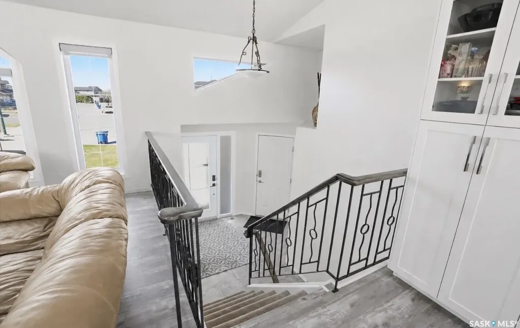 502 Le May Crescent Saskatoon SK S7S 1L1