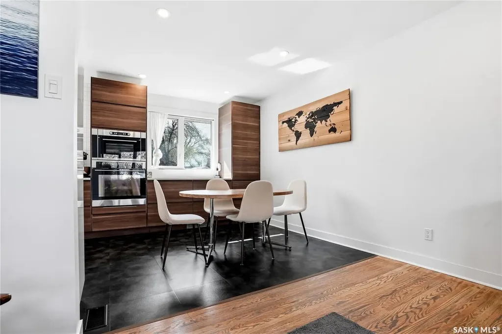 1918 Ewart Avenue Saskatoon SK S7J 1X7