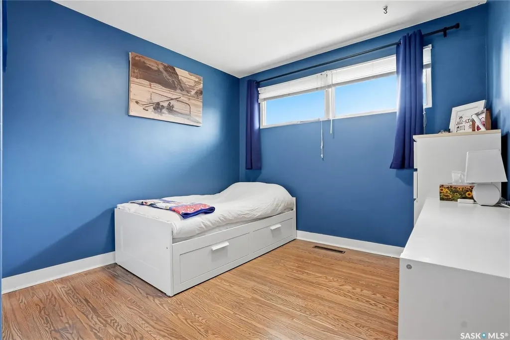 1918 Ewart Avenue Saskatoon SK S7J 1X7