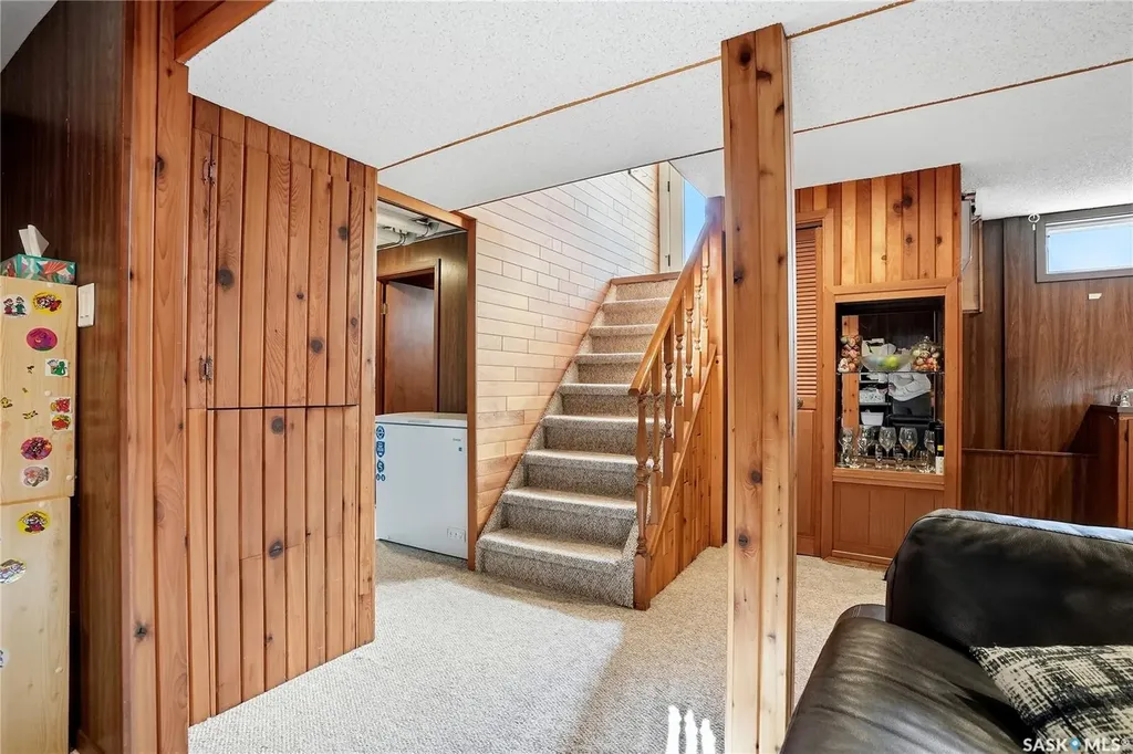 1918 Ewart Avenue Saskatoon SK S7J 1X7
