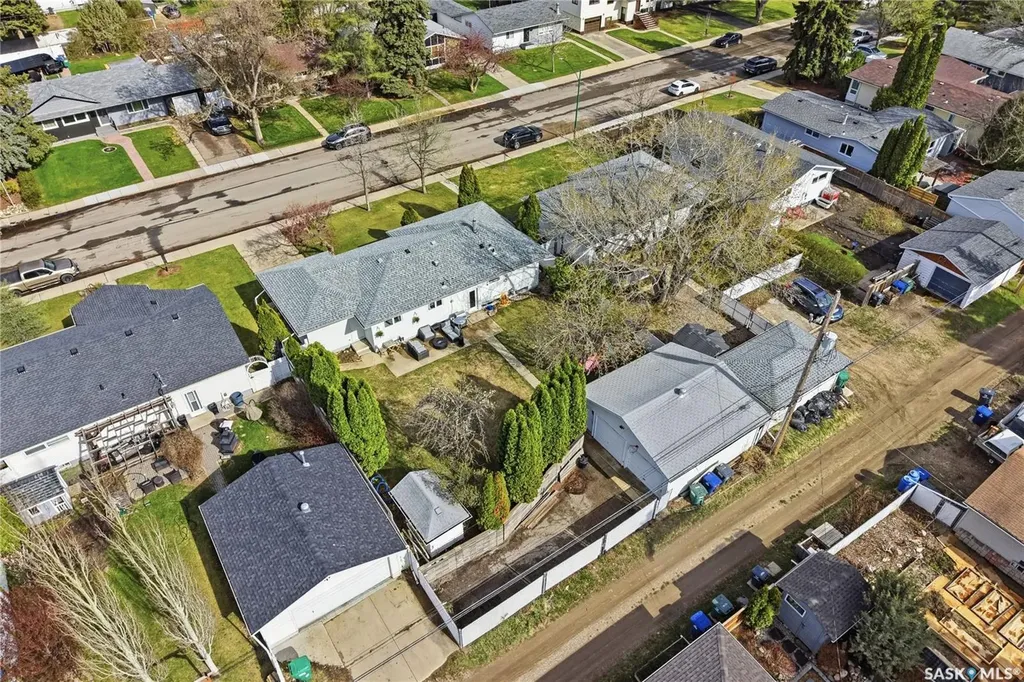 1918 Ewart Avenue Saskatoon SK S7J 1X7