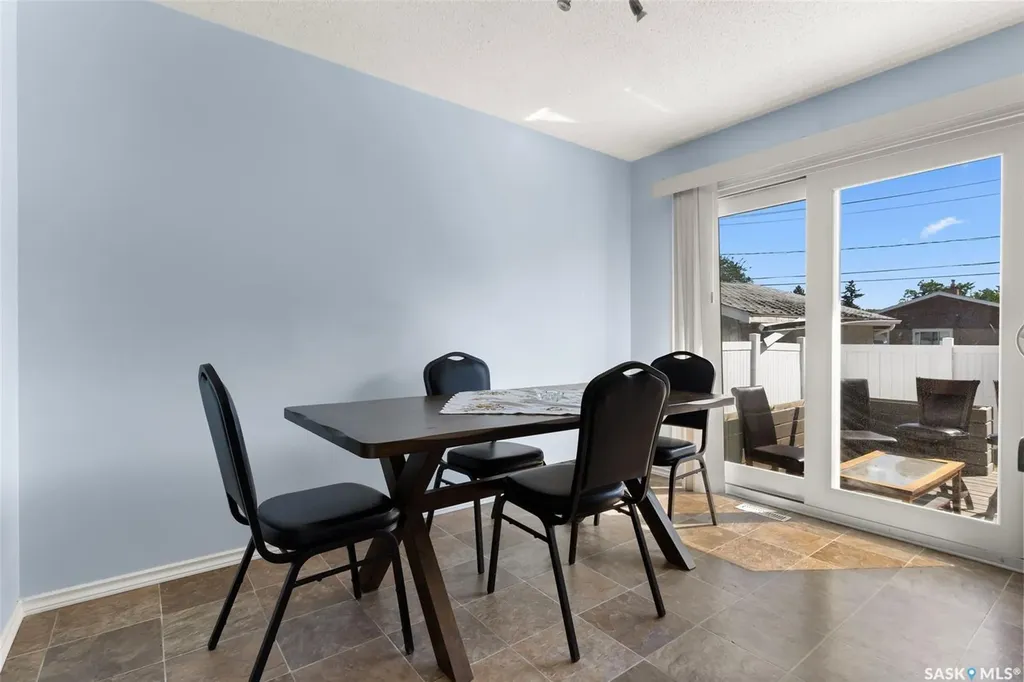 1341 9th Avenue N Regina SK S4R 0E6