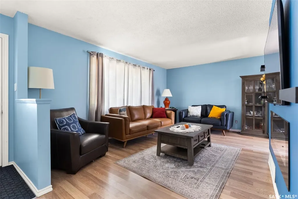 1341 9th Avenue N Regina SK S4R 0E6