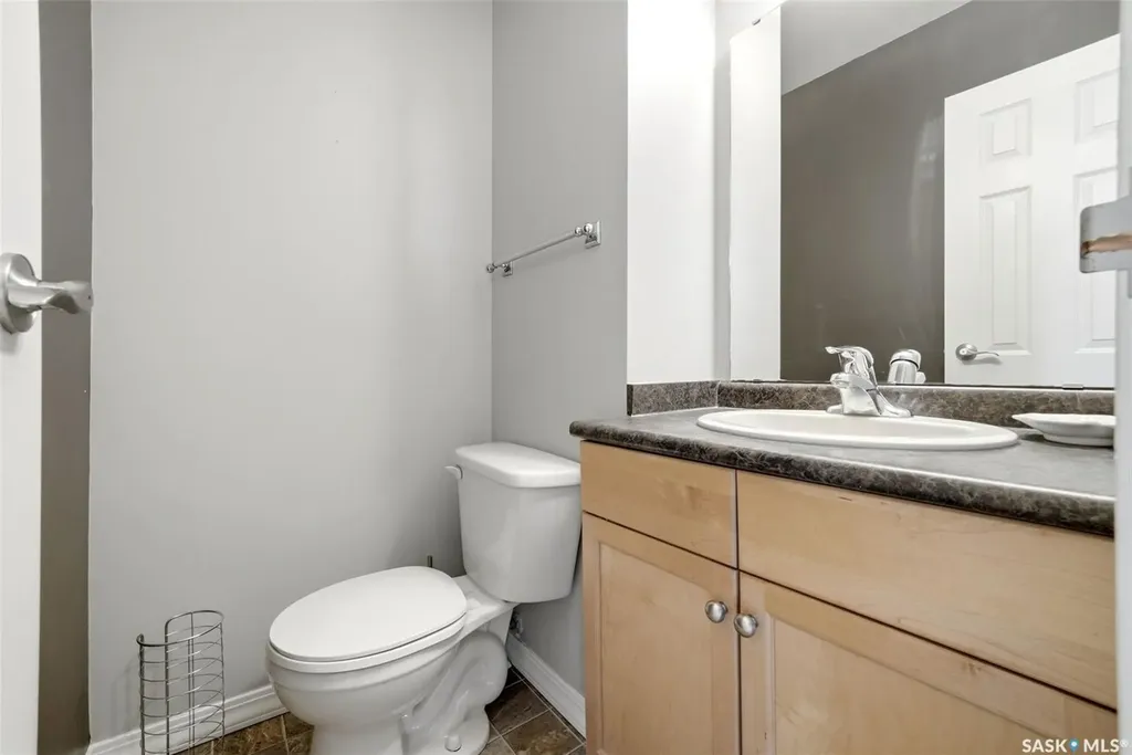 3834 Castle Road Regina SK S4S 6M7