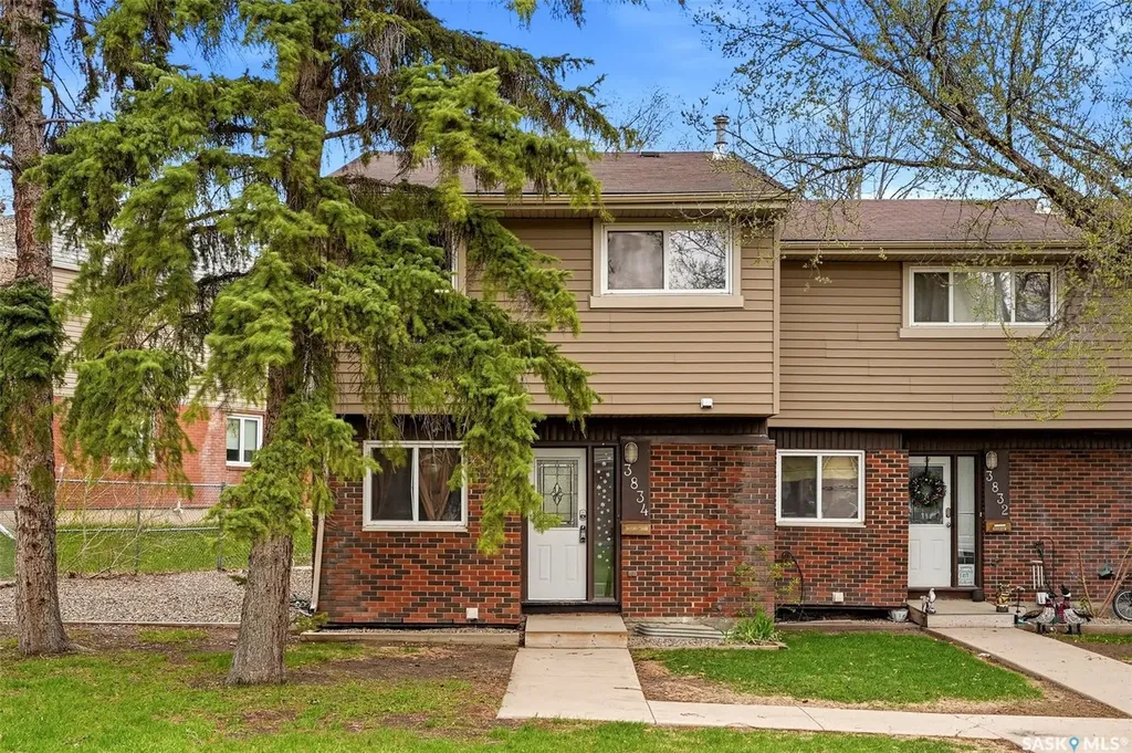 3834 Castle Road Regina SK S4S 6M7