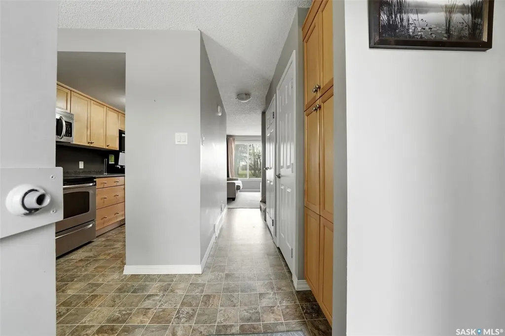 3834 Castle Road Regina SK S4S 6M7