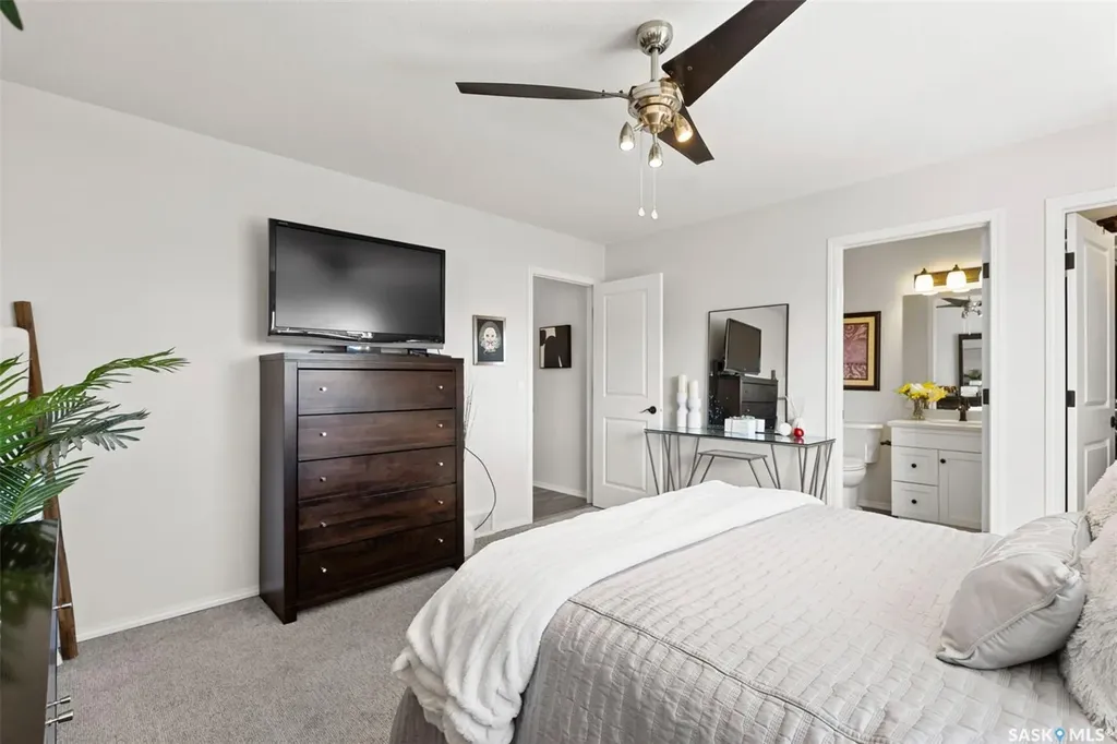147 Blackstock Cove Saskatoon SK S7T 0H4