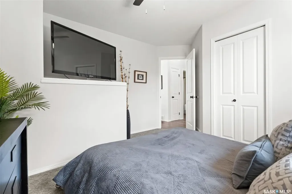 147 Blackstock Cove Saskatoon SK S7T 0H4