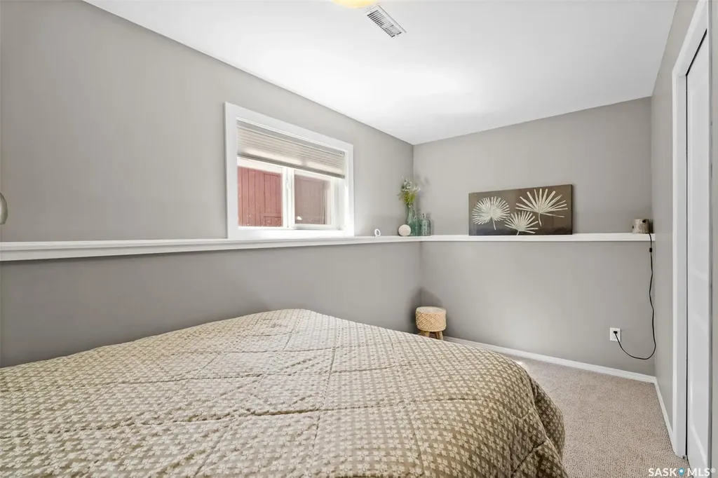 147 Blackstock Cove Saskatoon SK S7T 0H4