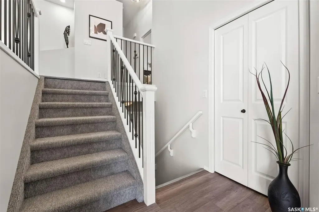 147 Blackstock Cove Saskatoon SK S7T 0H4