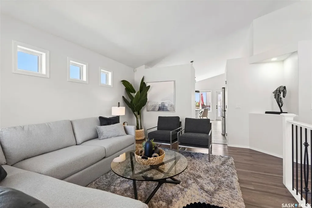 147 Blackstock Cove Saskatoon SK S7T 0H4