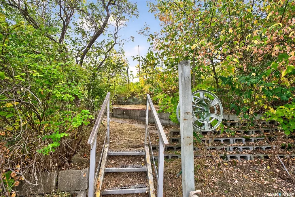 119 North Haven Road Marquis Rm No. 191 SK S6H 7T2