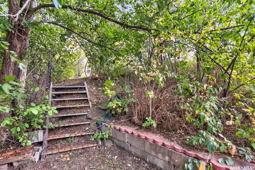 119 North Haven Road Marquis Rm No. 191 SK S6H 7T2