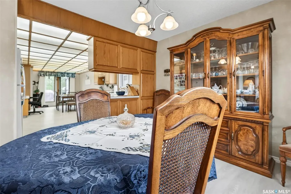 1380 Regal Crescent Moose Jaw SK S6H 7S2