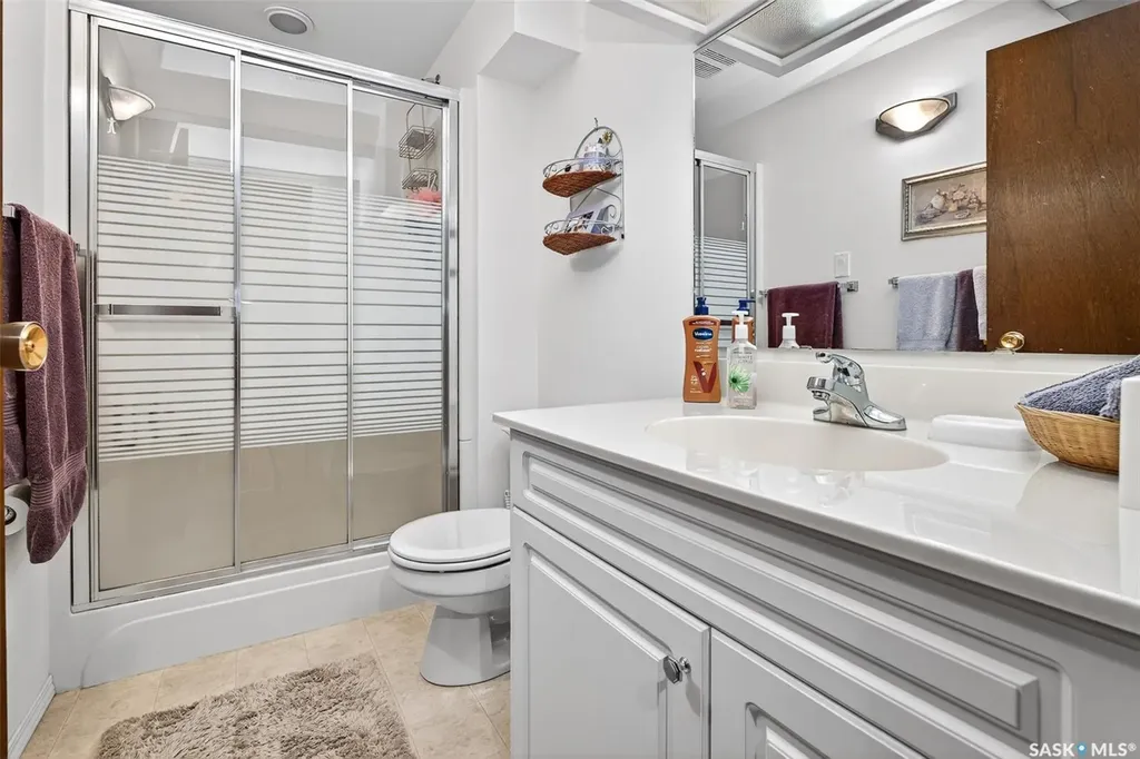 1380 Regal Crescent Moose Jaw SK S6H 7S2
