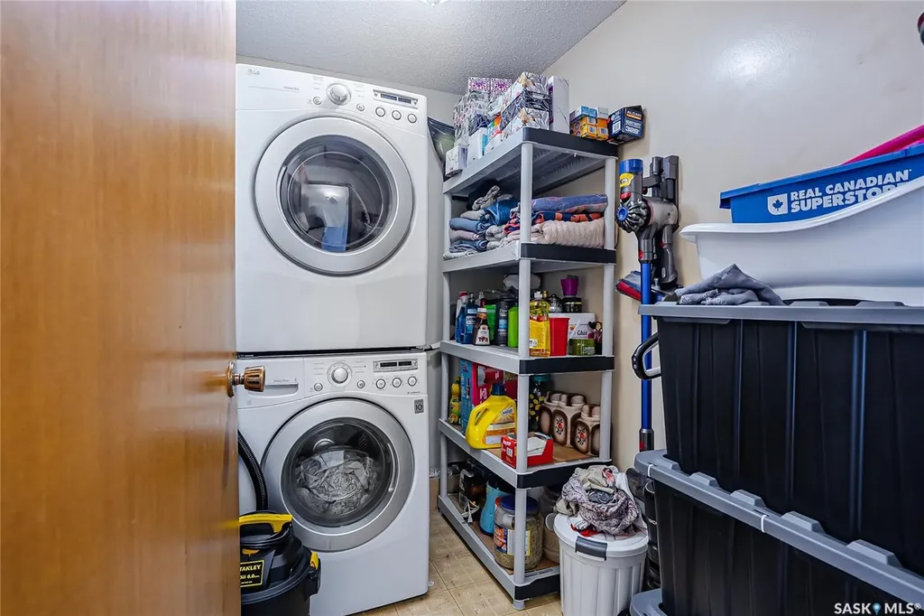 370 Kellins Crescent Saskatoon SK S7N 2X6