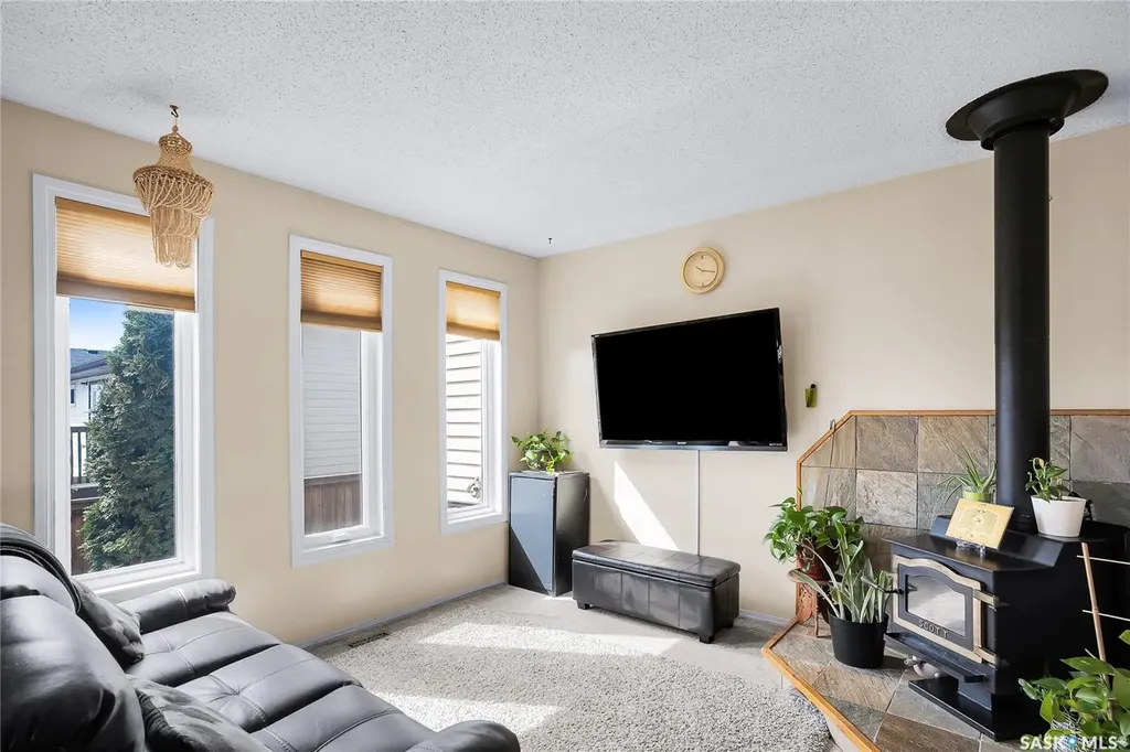 370 Kellins Crescent Saskatoon SK S7N 2X6