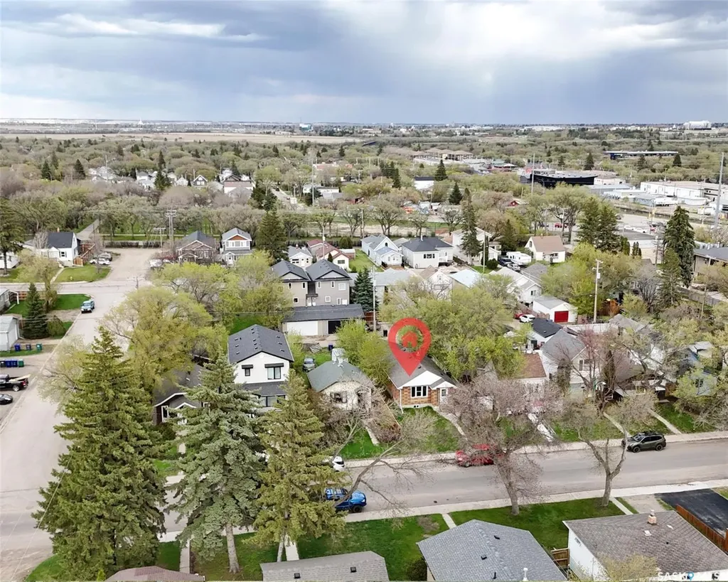 1228 1st Avenue N Saskatoon SK S7K 1Y6