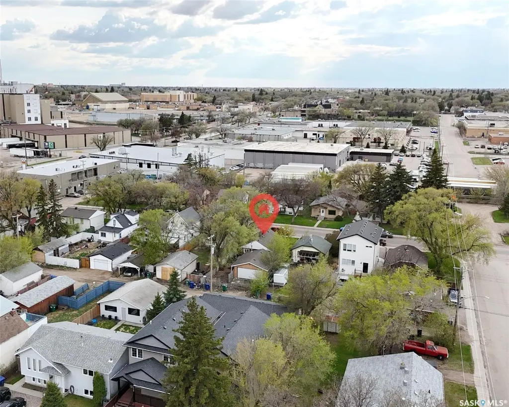 1228 1st Avenue N Saskatoon SK S7K 1Y6