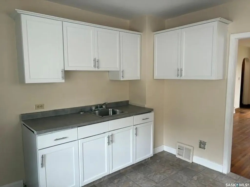 2230 Winnipeg Street Regina SK S4P 1H1