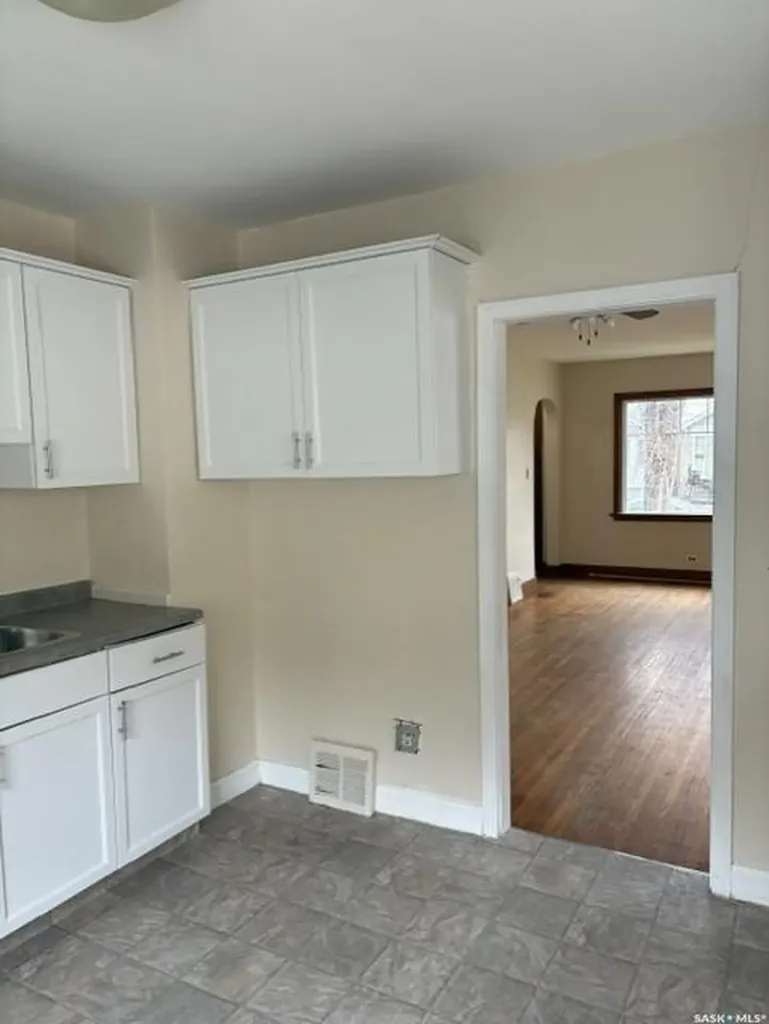 2230 Winnipeg Street Regina SK S4P 1H1