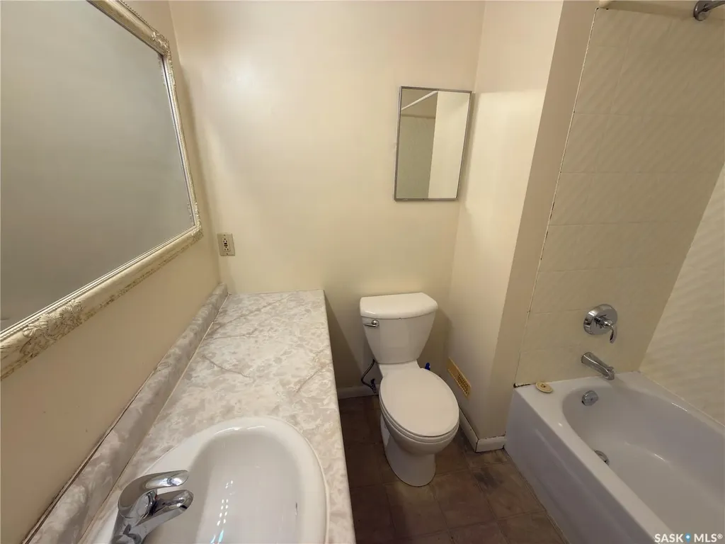 233 23rd Street W Prince Albert SK S6V 4L7
