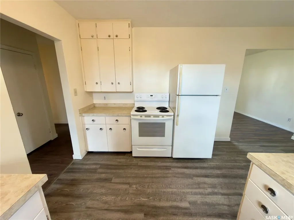 233 23rd Street W Prince Albert SK S6V 4L7