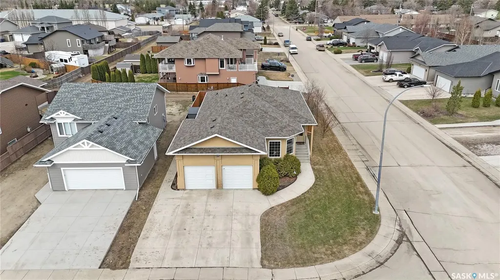 177 Finch Crescent Langham SK S0K 2L0
