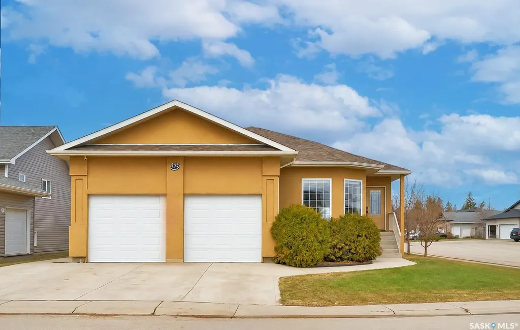 177 Finch Crescent Langham SK S0K 2L0